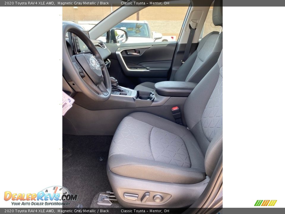 2020 Toyota RAV4 XLE AWD Magnetic Gray Metallic / Black Photo #2