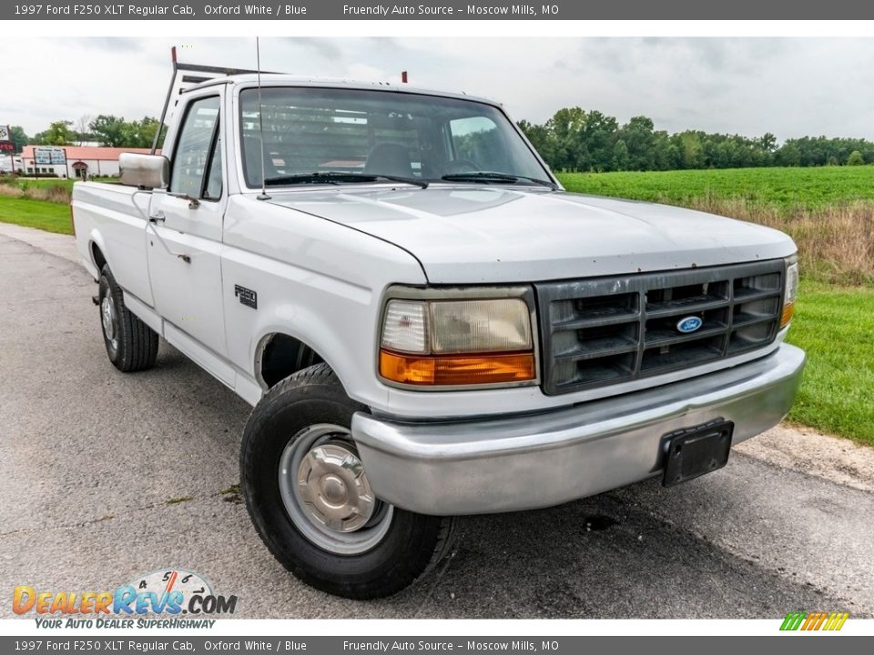 Front 3/4 View of 1997 Ford F250 XLT Regular Cab Photo #1