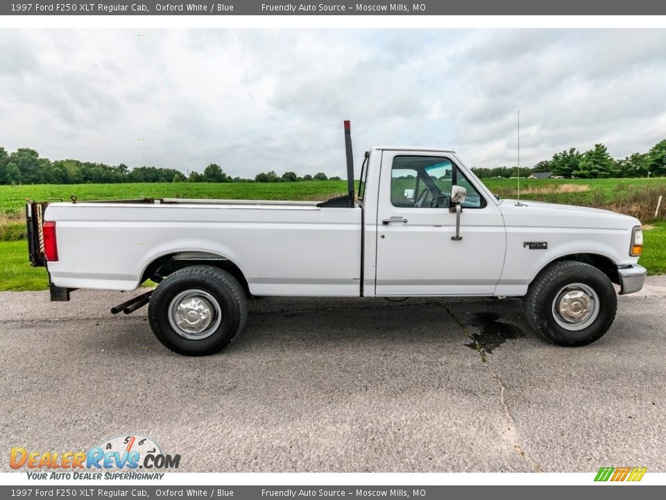 Oxford White 1997 Ford F250 XLT Regular Cab Photo #3