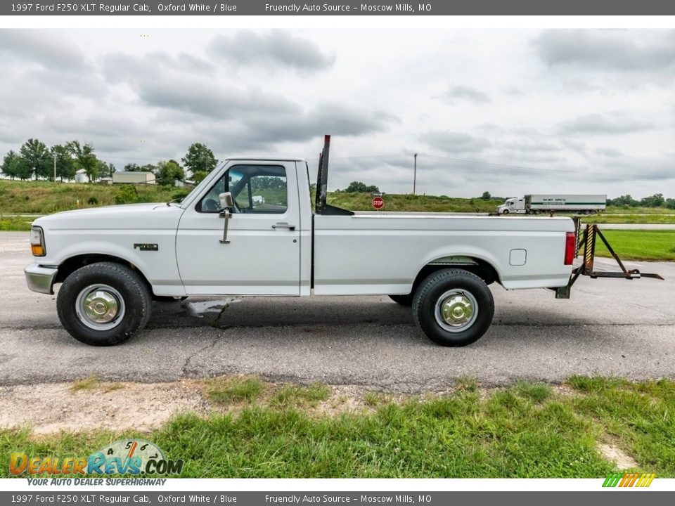 1997 Ford F250 XLT Regular Cab Oxford White / Blue Photo #7