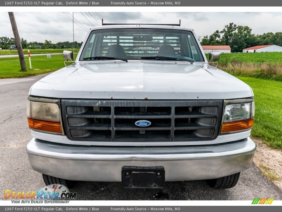 1997 Ford F250 XLT Regular Cab Oxford White / Blue Photo #9