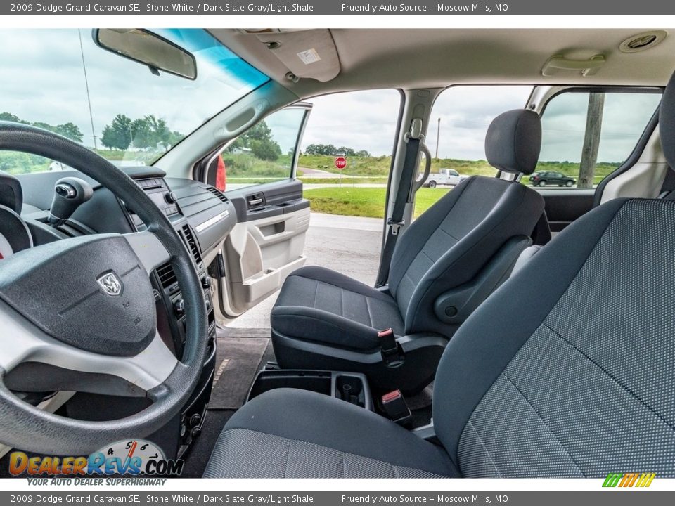 2009 Dodge Grand Caravan SE Stone White / Dark Slate Gray/Light Shale Photo #18