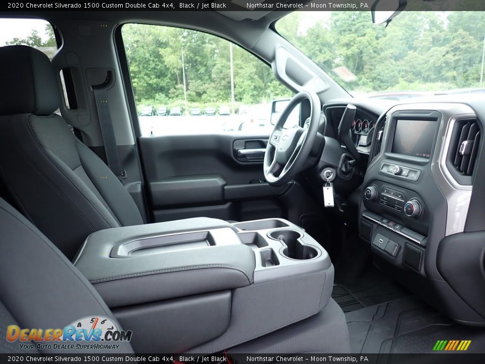 2020 Chevrolet Silverado 1500 Custom Double Cab 4x4 Black / Jet Black Photo #10