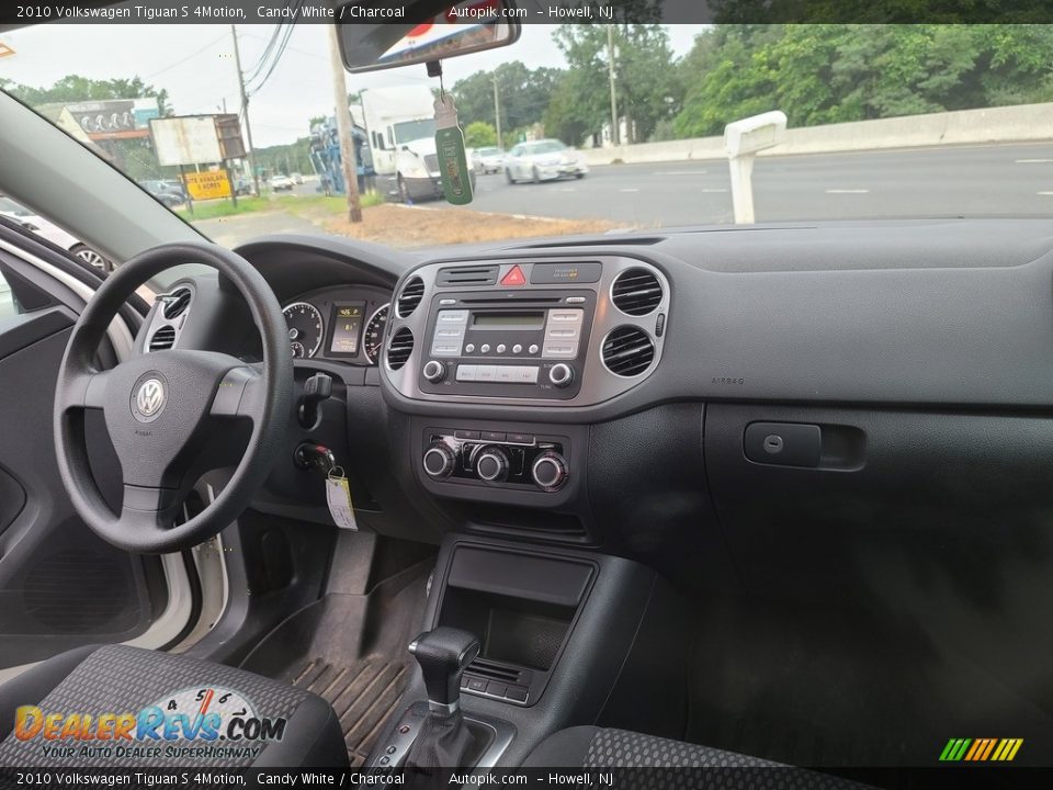 2010 Volkswagen Tiguan S 4Motion Candy White / Charcoal Photo #12