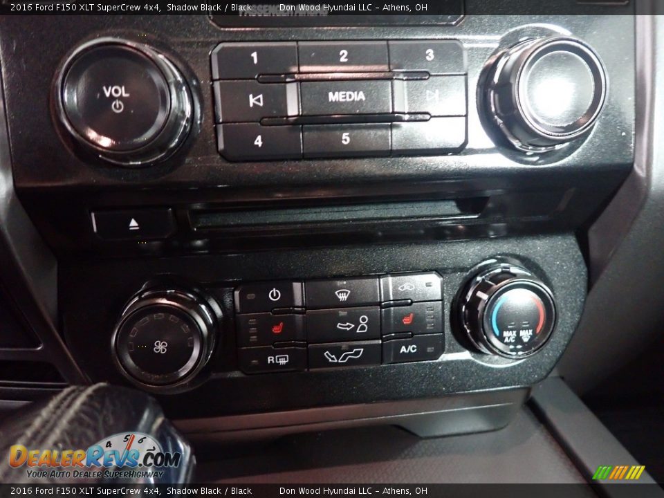 2016 Ford F150 XLT SuperCrew 4x4 Shadow Black / Black Photo #18