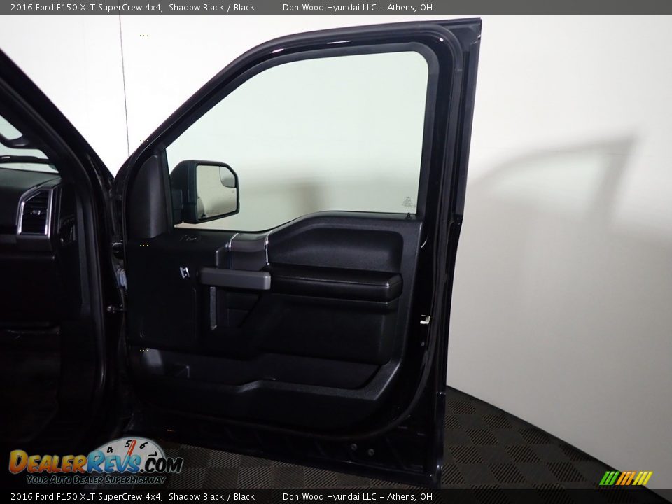 2016 Ford F150 XLT SuperCrew 4x4 Shadow Black / Black Photo #23