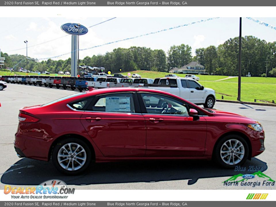 2020 Ford Fusion SE Rapid Red / Medium Light Stone Photo #6