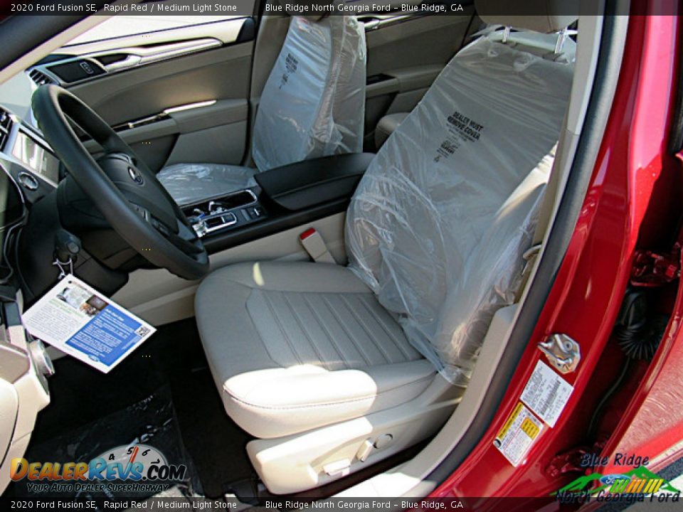 2020 Ford Fusion SE Rapid Red / Medium Light Stone Photo #11