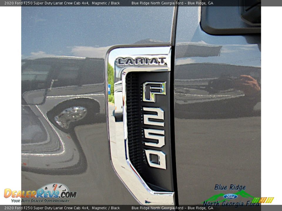 2020 Ford F250 Super Duty Lariat Crew Cab 4x4 Magnetic / Black Photo #30