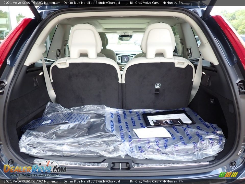 2021 Volvo XC90 T6 AWD Momentum Trunk Photo #3