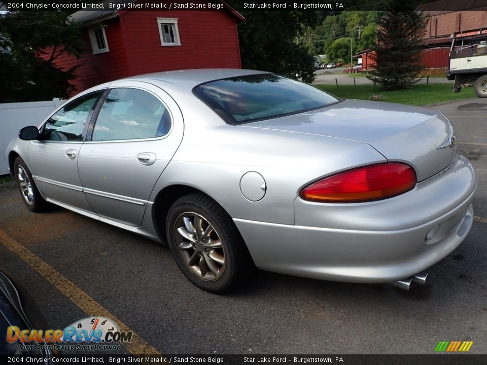 2004 Chrysler Concorde Limited Bright Silver Metallic / Sand Stone Beige Photo #2