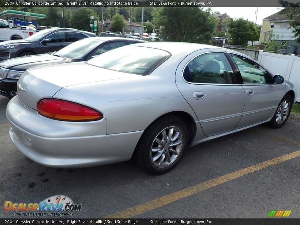 2004 Chrysler Concorde Limited Bright Silver Metallic / Sand Stone Beige Photo #3