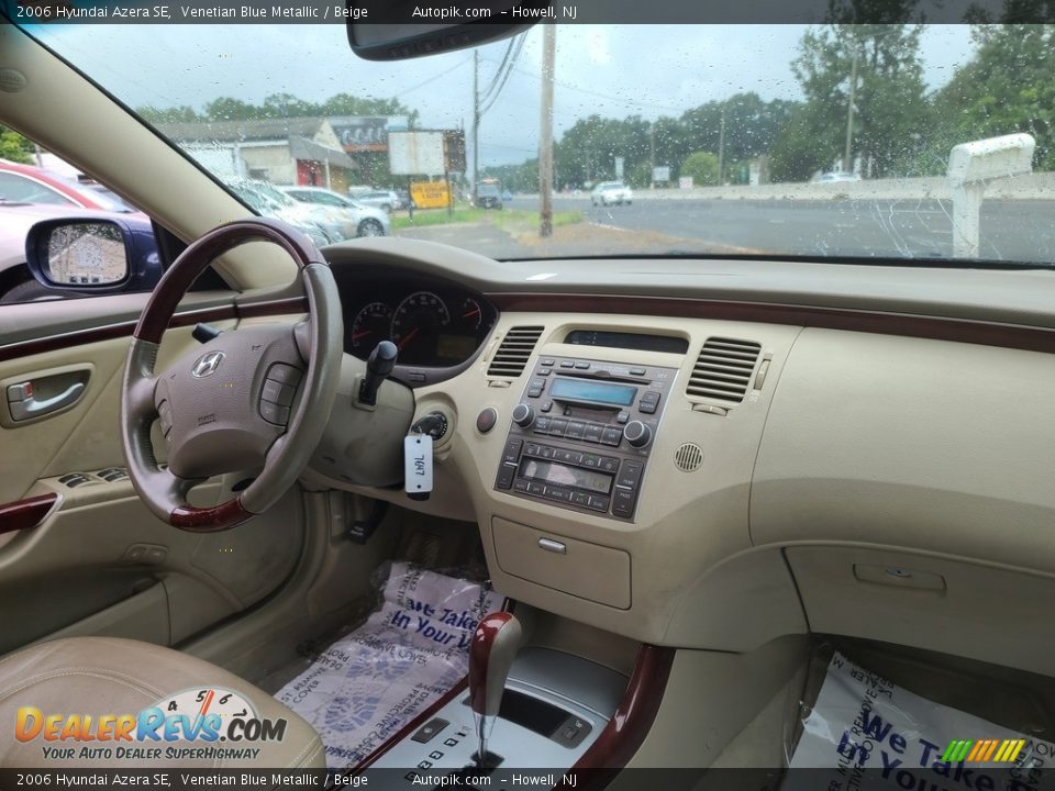 2006 Hyundai Azera SE Venetian Blue Metallic / Beige Photo #12