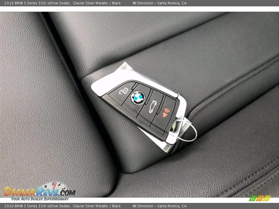 2019 BMW 3 Series 330i xDrive Sedan Glacier Silver Metallic / Black Photo #11