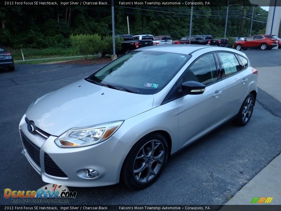 2013 Ford Focus SE Hatchback Ingot Silver / Charcoal Black Photo #7