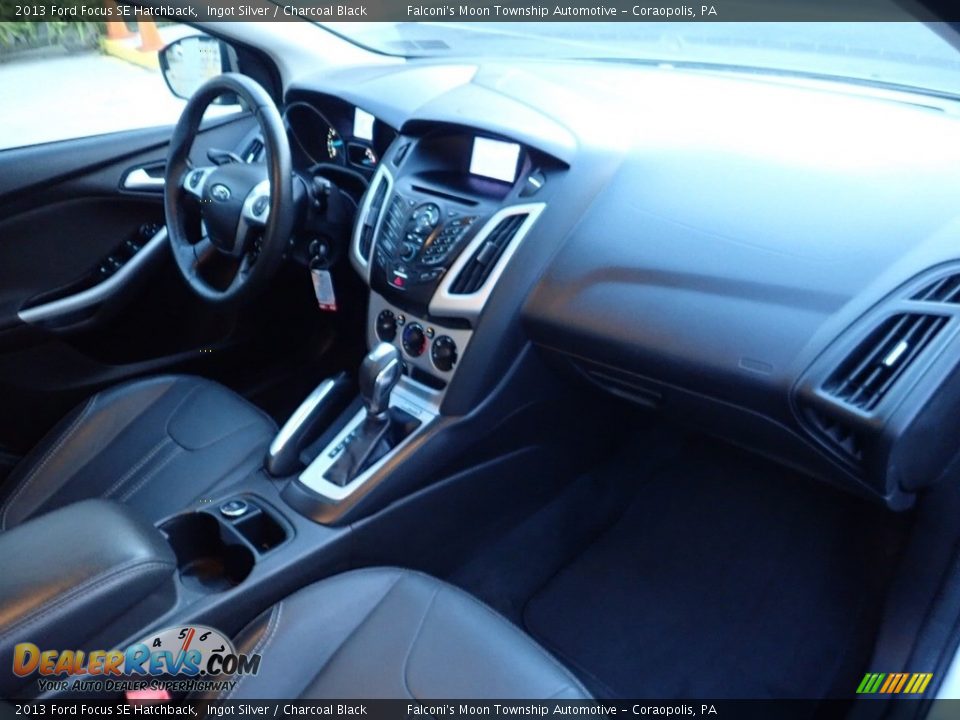 2013 Ford Focus SE Hatchback Ingot Silver / Charcoal Black Photo #12