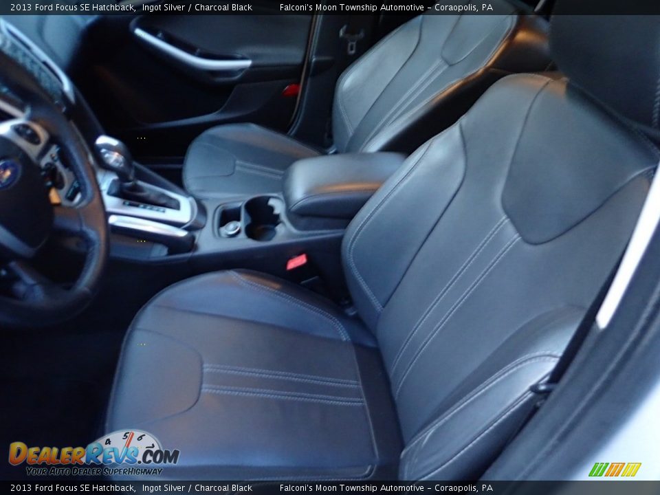 2013 Ford Focus SE Hatchback Ingot Silver / Charcoal Black Photo #15