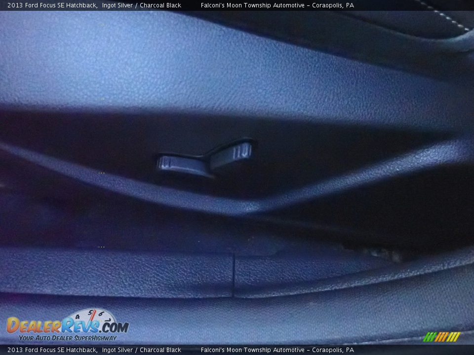 2013 Ford Focus SE Hatchback Ingot Silver / Charcoal Black Photo #20