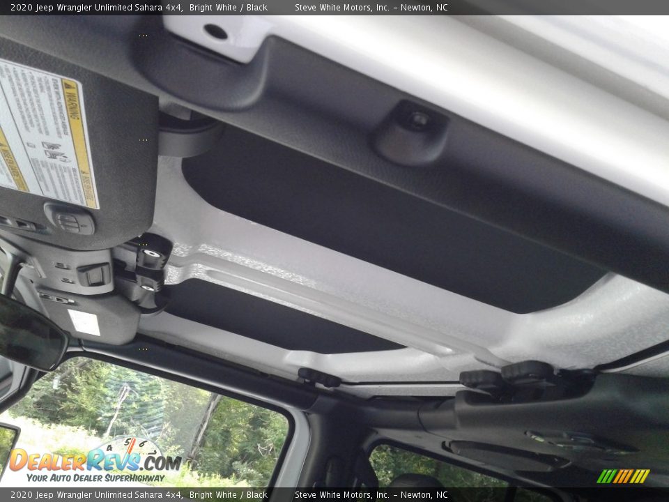 2020 Jeep Wrangler Unlimited Sahara 4x4 Bright White / Black Photo #10