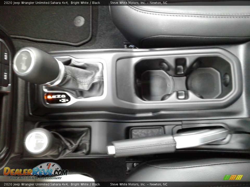 2020 Jeep Wrangler Unlimited Sahara 4x4 Bright White / Black Photo #27