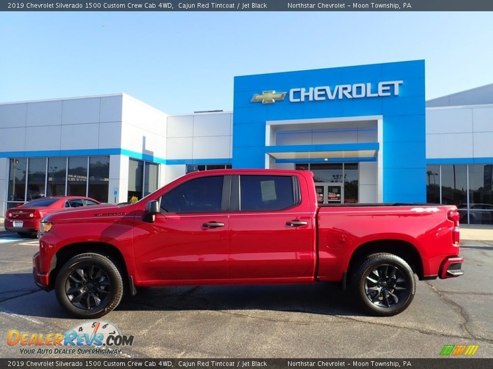 2019 Chevrolet Silverado 1500 Custom Crew Cab 4WD Cajun Red Tintcoat / Jet Black Photo #3