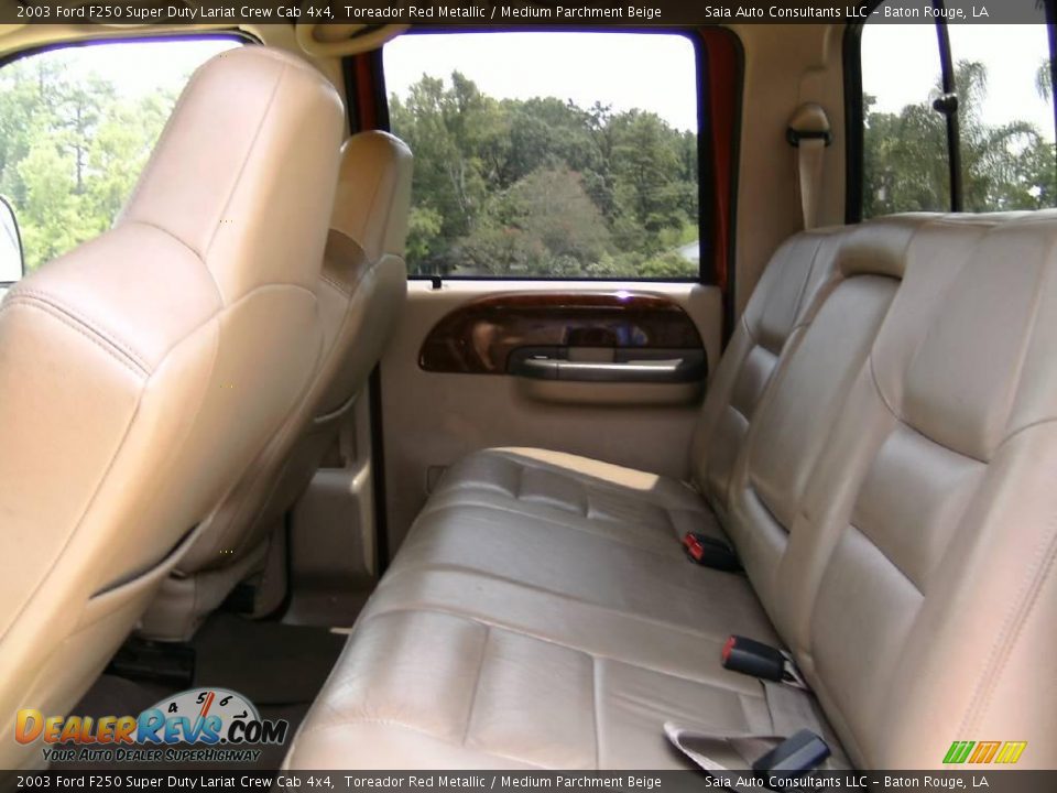 2003 Ford F250 Super Duty Lariat Crew Cab 4x4 Toreador Red Metallic / Medium Parchment Beige Photo #10
