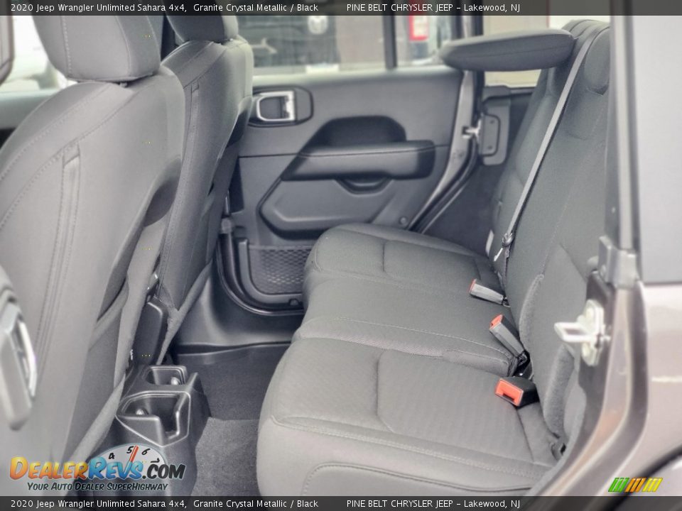 2020 Jeep Wrangler Unlimited Sahara 4x4 Granite Crystal Metallic / Black Photo #9