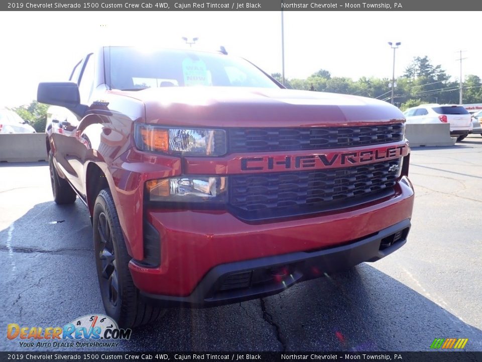 2019 Chevrolet Silverado 1500 Custom Crew Cab 4WD Cajun Red Tintcoat / Jet Black Photo #11