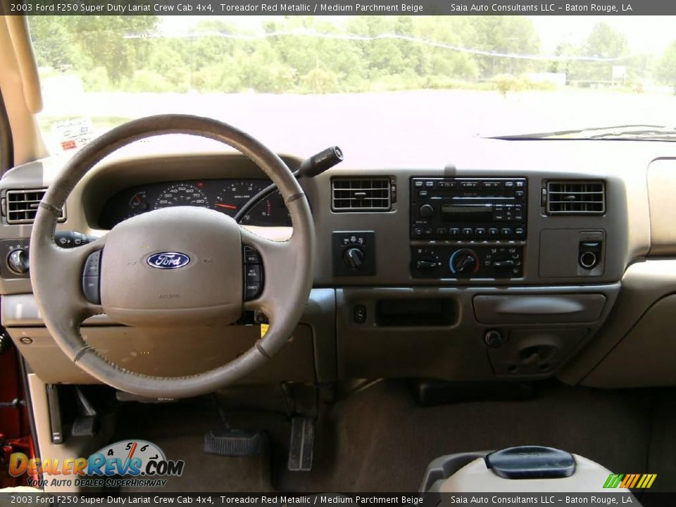 2003 Ford F250 Super Duty Lariat Crew Cab 4x4 Toreador Red Metallic / Medium Parchment Beige Photo #11