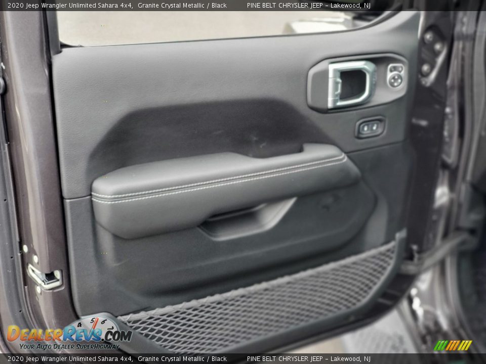 2020 Jeep Wrangler Unlimited Sahara 4x4 Granite Crystal Metallic / Black Photo #13