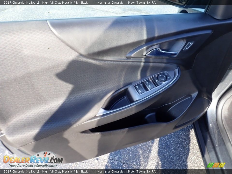 2017 Chevrolet Malibu LS Nightfall Gray Metallic / Jet Black Photo #24