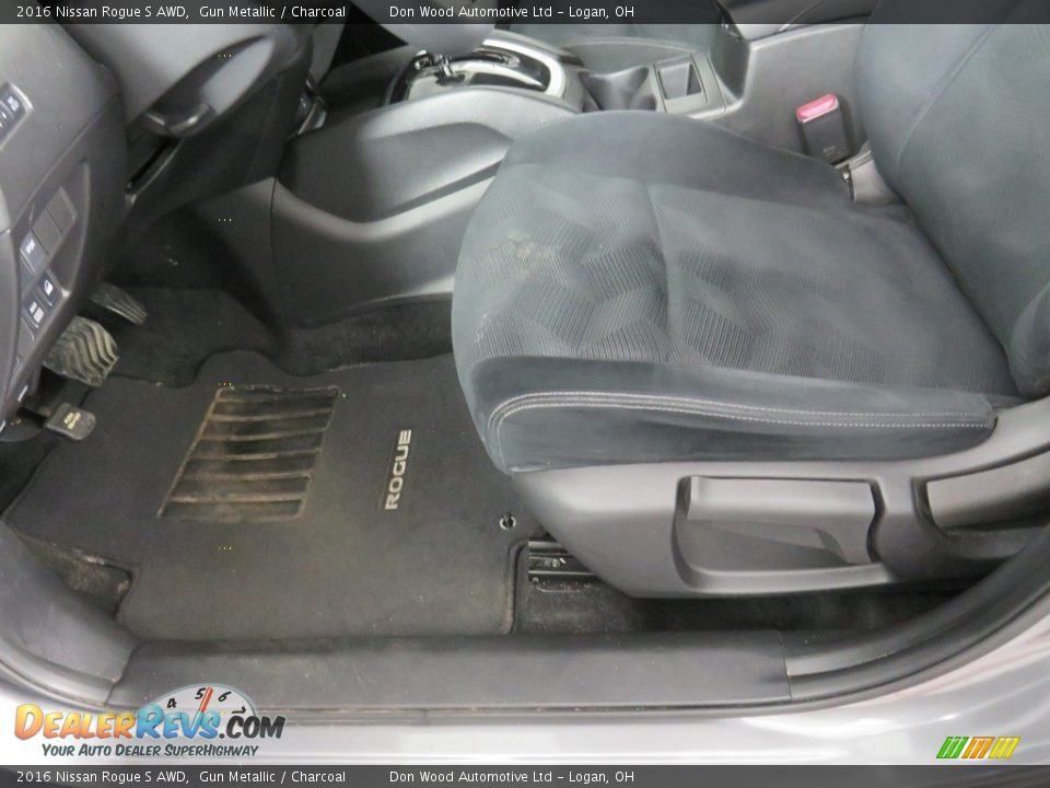 2016 Nissan Rogue S AWD Gun Metallic / Charcoal Photo #29