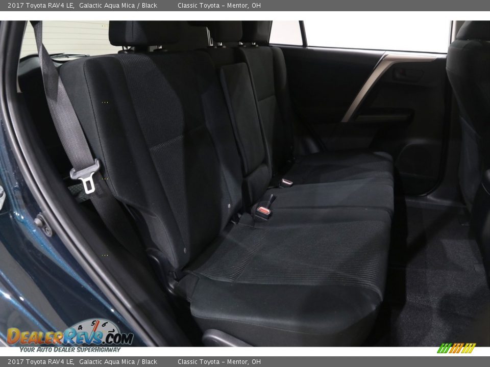 2017 Toyota RAV4 LE Galactic Aqua Mica / Black Photo #20