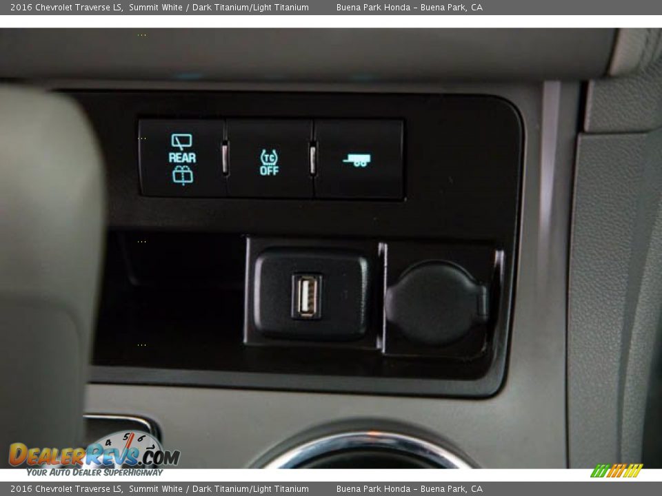 2016 Chevrolet Traverse LS Summit White / Dark Titanium/Light Titanium Photo #14