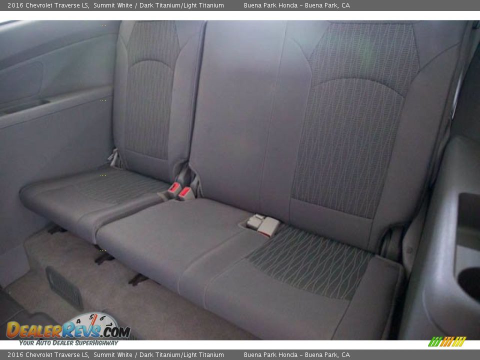 2016 Chevrolet Traverse LS Summit White / Dark Titanium/Light Titanium Photo #16