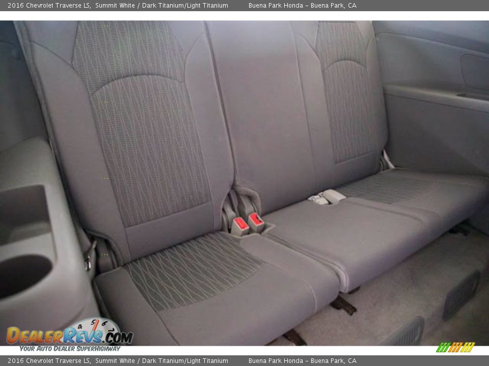 2016 Chevrolet Traverse LS Summit White / Dark Titanium/Light Titanium Photo #18