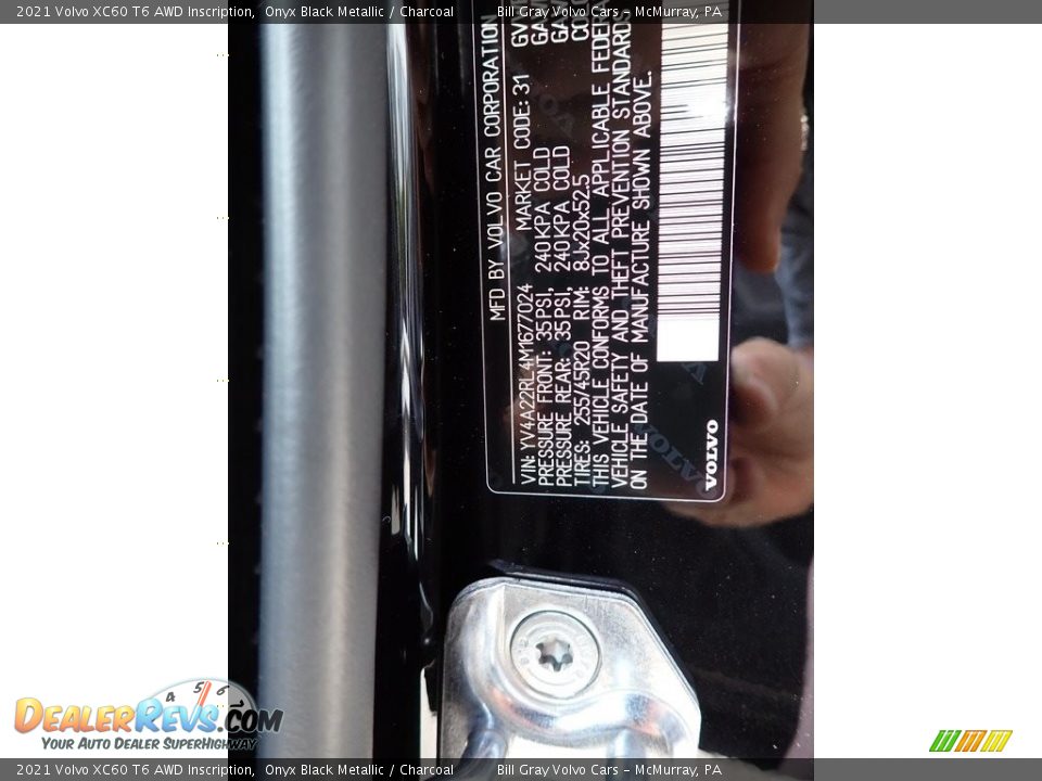 2021 Volvo XC60 T6 AWD Inscription Onyx Black Metallic / Charcoal Photo #11