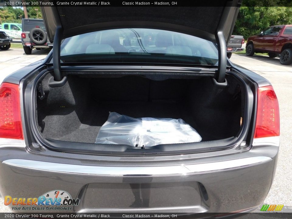 2020 Chrysler 300 Touring Granite Crystal Metallic / Black Photo #7