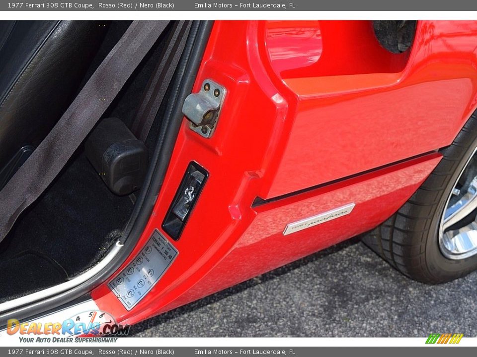 Controls of 1977 Ferrari 308 GTB Coupe Photo #43