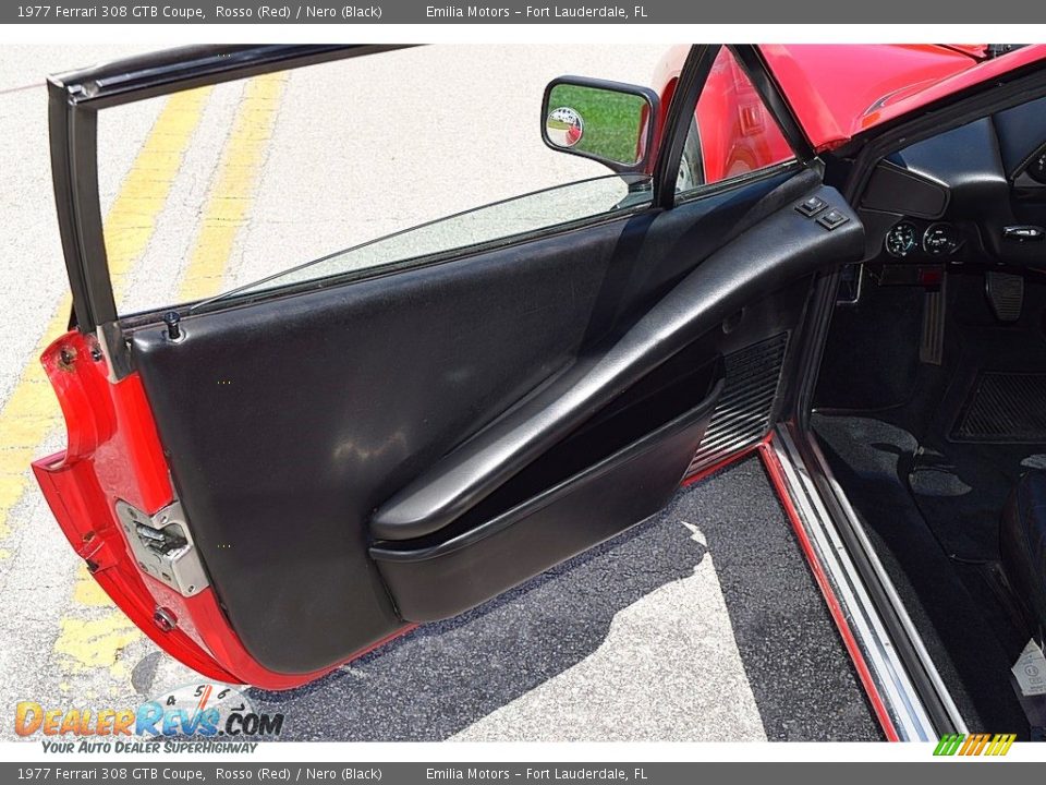 Door Panel of 1977 Ferrari 308 GTB Coupe Photo #44