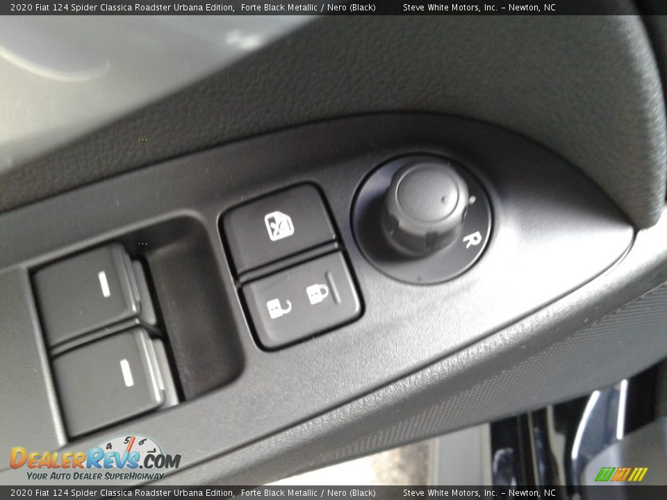 2020 Fiat 124 Spider Classica Roadster Urbana Edition Forte Black Metallic / Nero (Black) Photo #12