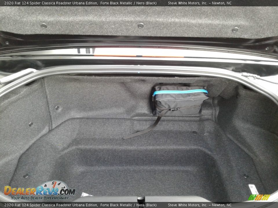 2020 Fiat 124 Spider Classica Roadster Urbana Edition Forte Black Metallic / Nero (Black) Photo #13