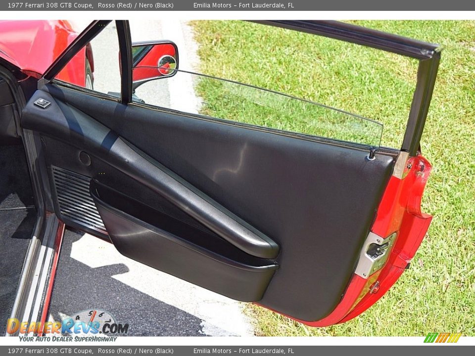 Door Panel of 1977 Ferrari 308 GTB Coupe Photo #51