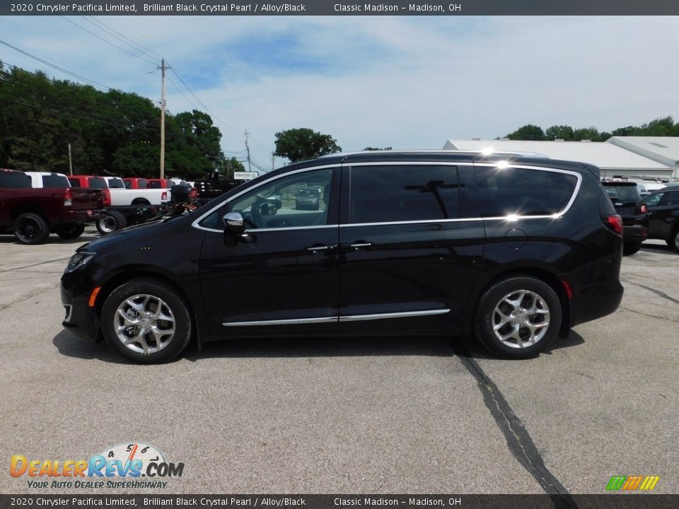 2020 Chrysler Pacifica Limited Brilliant Black Crystal Pearl / Alloy/Black Photo #4
