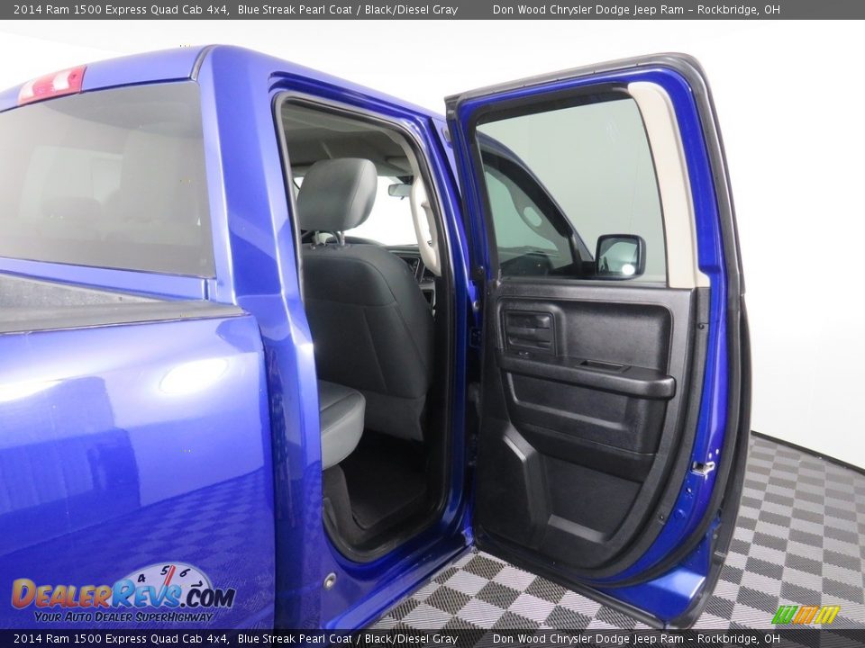 2014 Ram 1500 Express Quad Cab 4x4 Blue Streak Pearl Coat / Black/Diesel Gray Photo #34