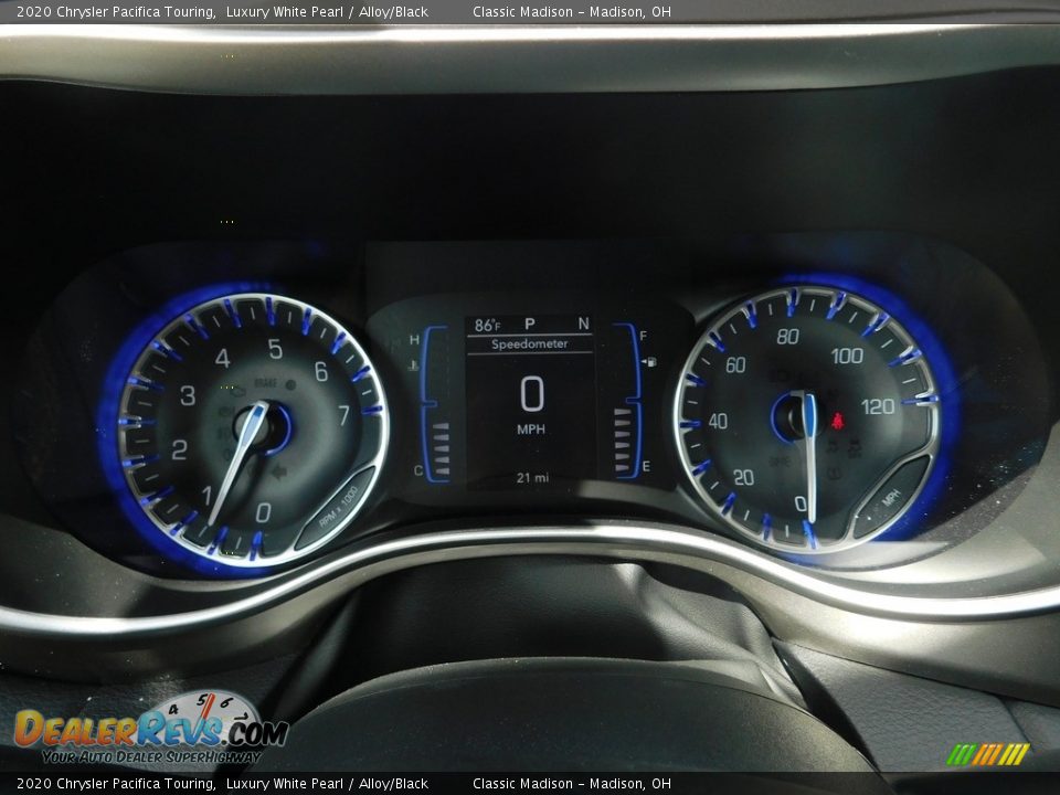 2020 Chrysler Pacifica Touring Luxury White Pearl / Alloy/Black Photo #12