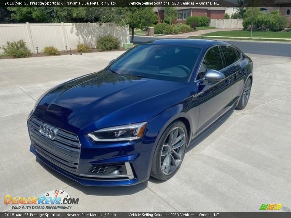 Front 3/4 View of 2018 Audi S5 Prestige Sportback Photo #1