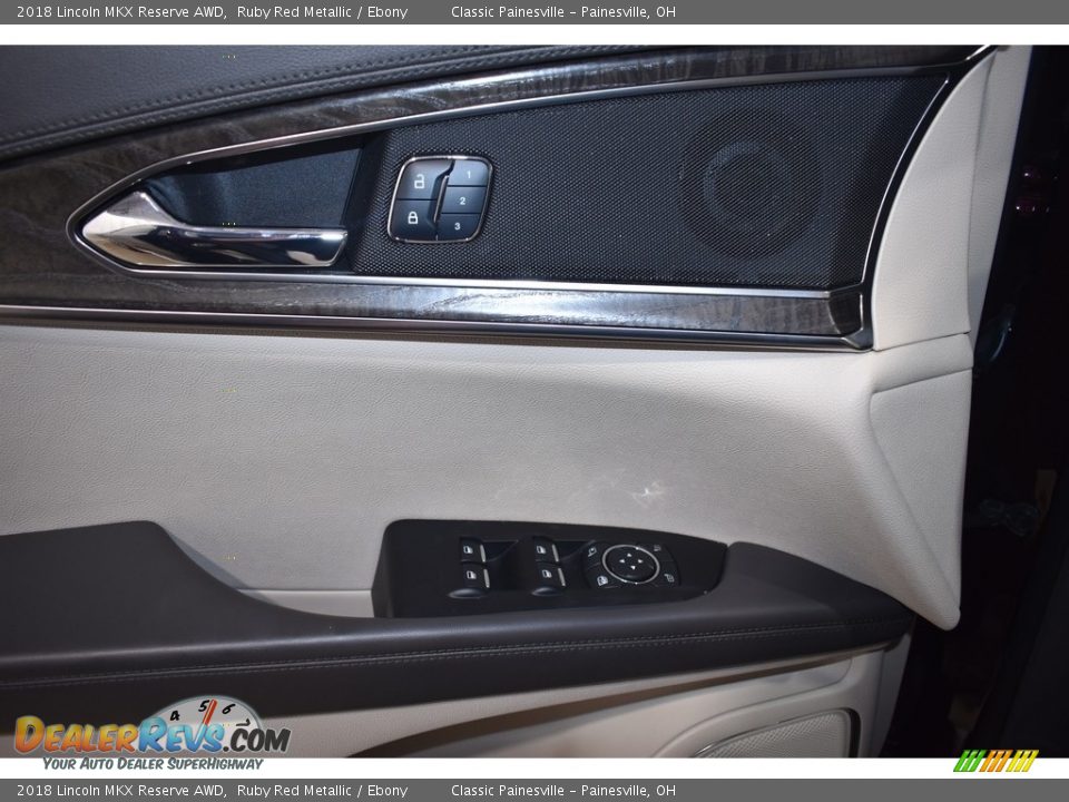 2018 Lincoln MKX Reserve AWD Ruby Red Metallic / Ebony Photo #11