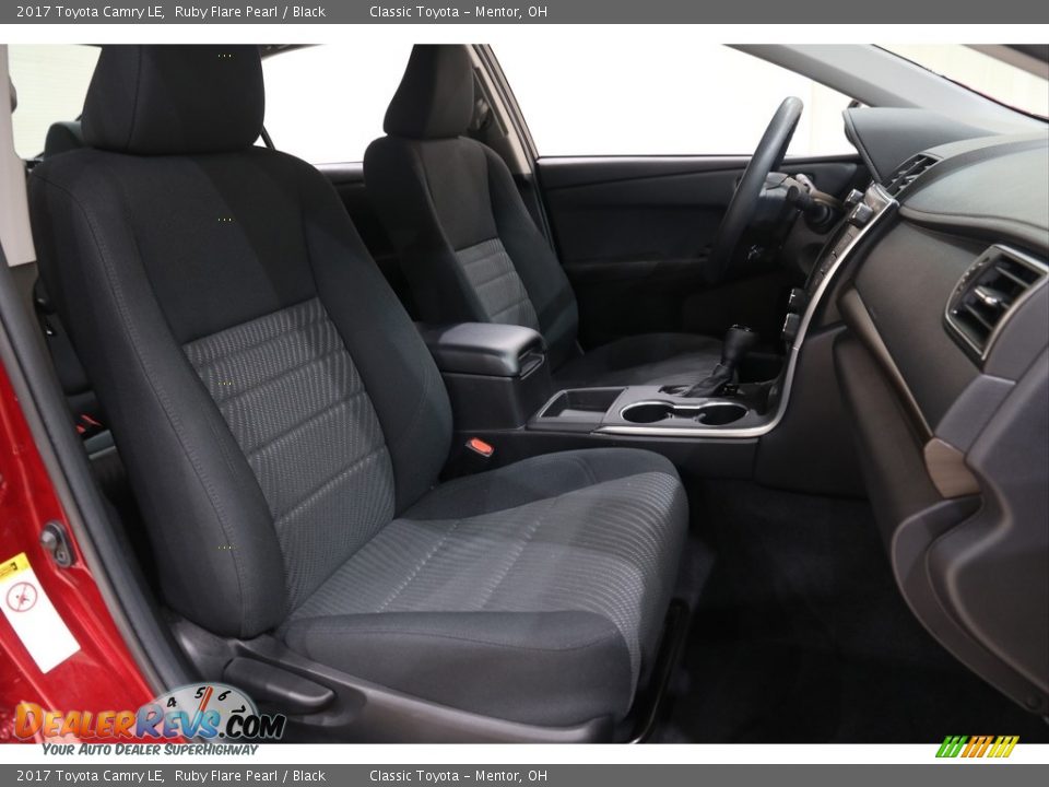 2017 Toyota Camry LE Ruby Flare Pearl / Black Photo #14