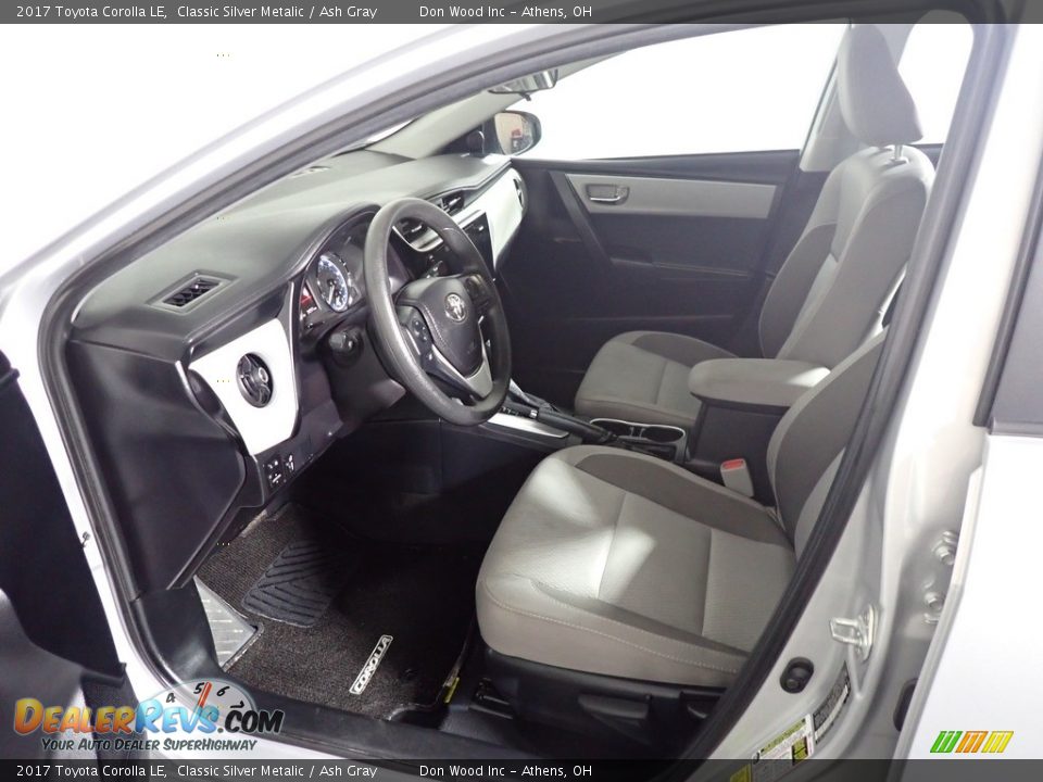 2017 Toyota Corolla LE Classic Silver Metalic / Ash Gray Photo #23